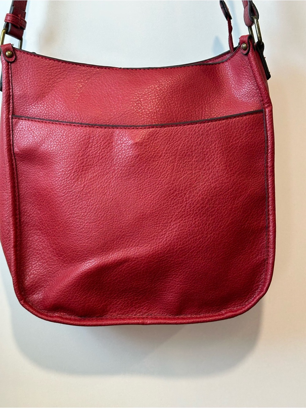 Market & Spruce Burgundy Red Crossbody Bag - Picture 3 of 7